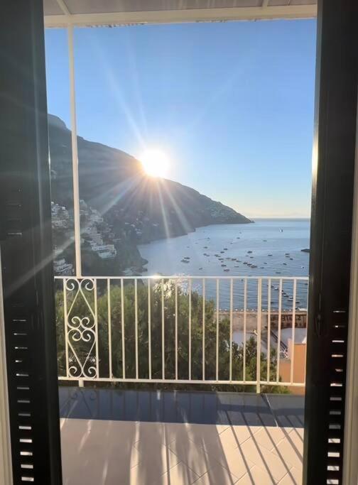 Queen View Apartment - No Kitchen Позитано Екстериор снимка