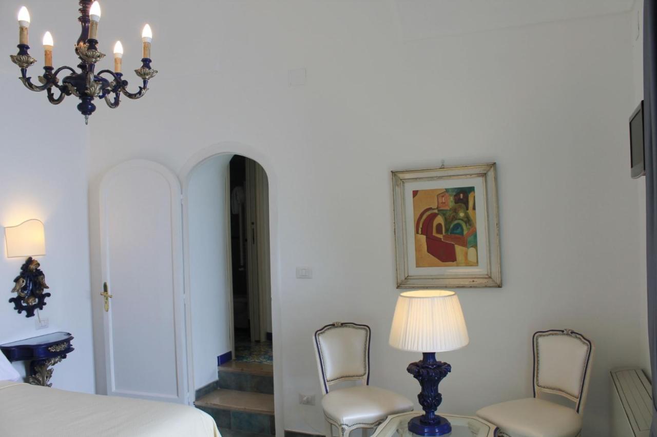 Queen View Apartment - No Kitchen Позитано Екстериор снимка